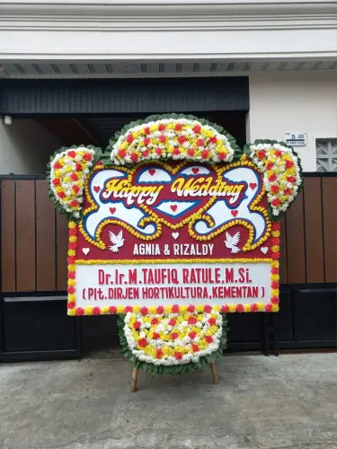 Papan Bunga Pernikahan belendung