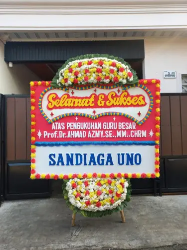 Papan Bunga Opening belendung